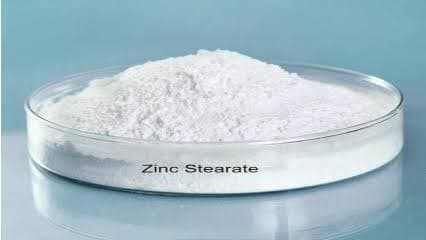 Zinc stearate acts as a lubricant, release agent, and processing aid in plastics. It helps reduce friction, improve mold release, and support a smooth surface finish during production. Zinc Stearate